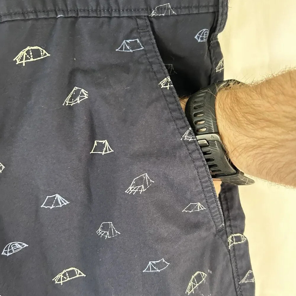 Eddie Bauer Shorts Mens 42 Navy Blue Camping Theme Pockets 100% Cotton - Picture 5 of 10